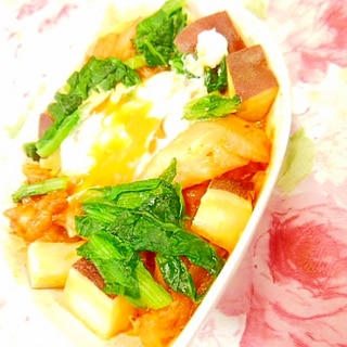 ちょいカレー味❤豚キムチと小松菜＆薩摩芋の卵とじ❤